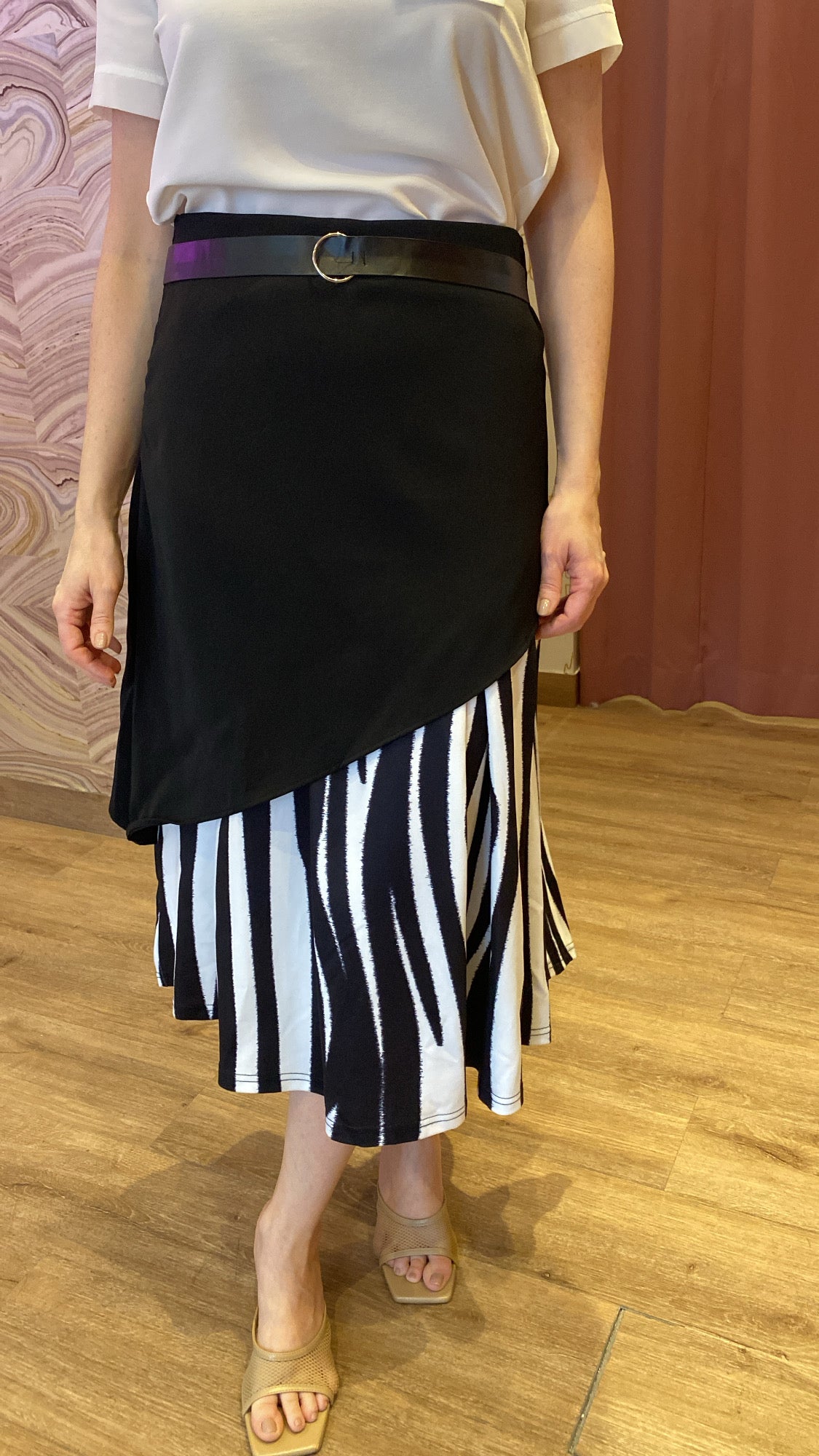 STRIPED LONG SKIRT
