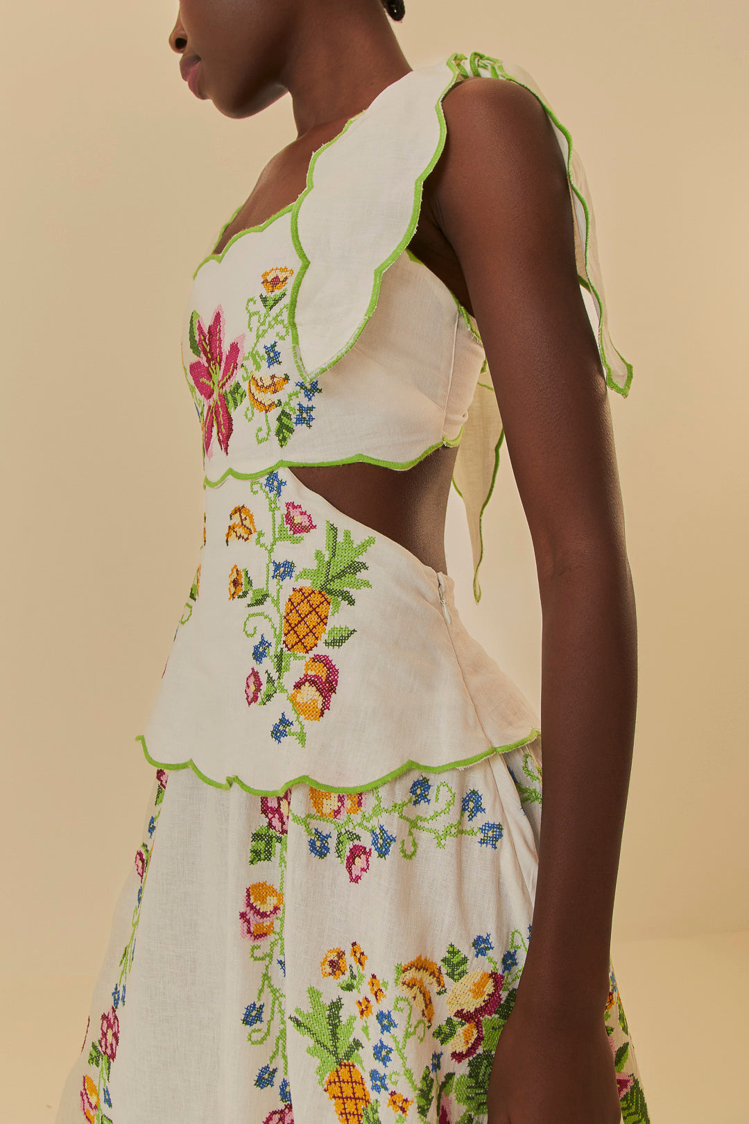 BROCADO FLOWER DRESS