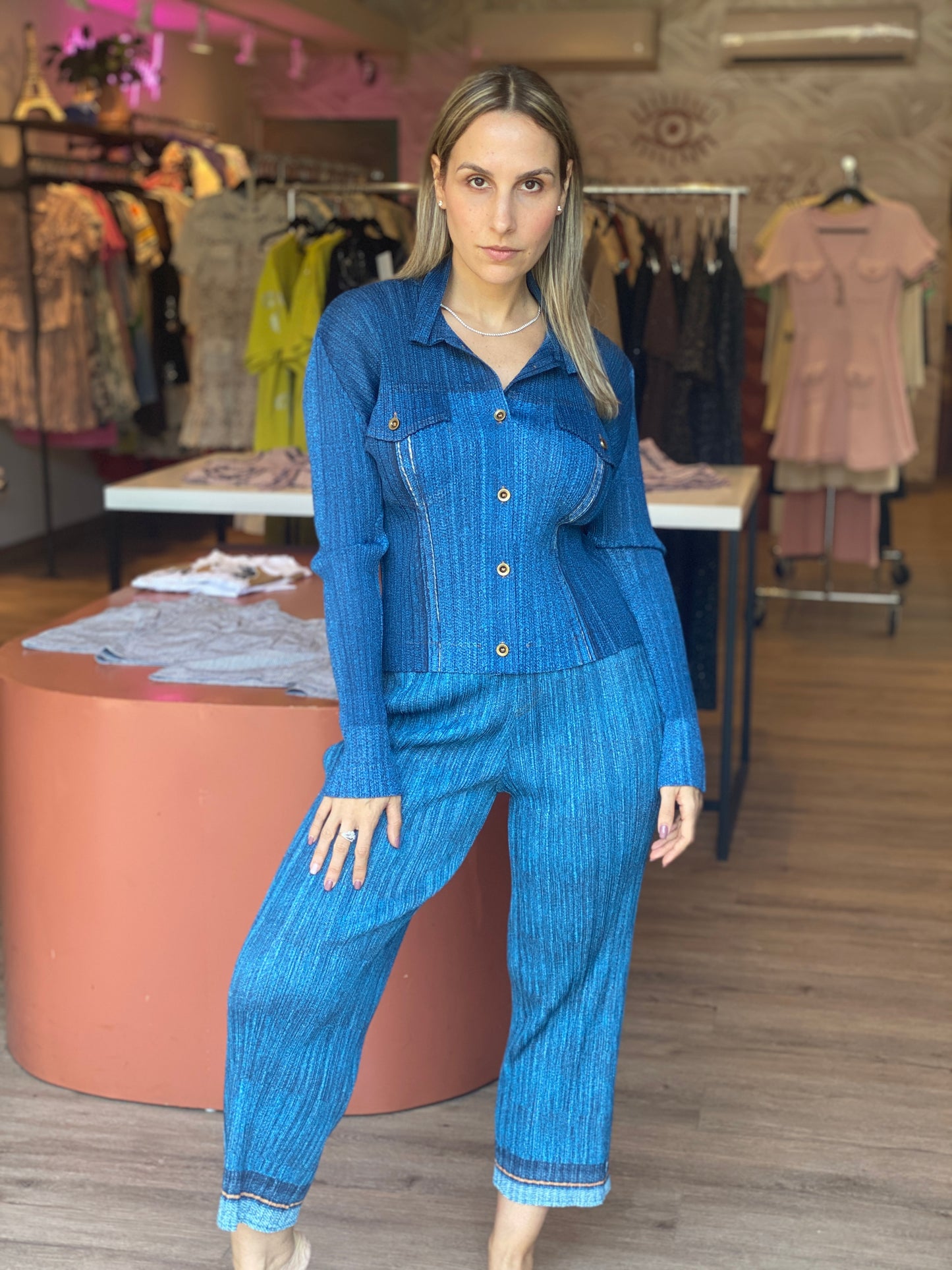 JULIA SET