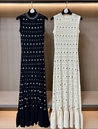 FITTED KNITTED DRESS