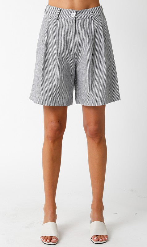 LUISA SHORT