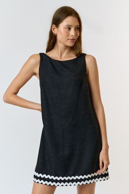 SCALLOP SLEEVELESS DRESS