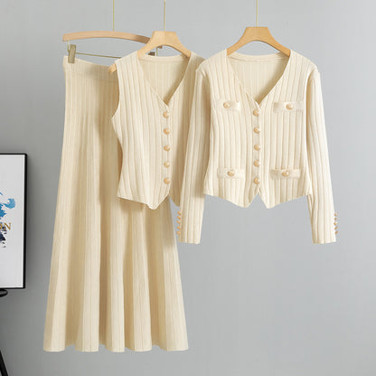 SOPHISTICATED MINIMALIST SET