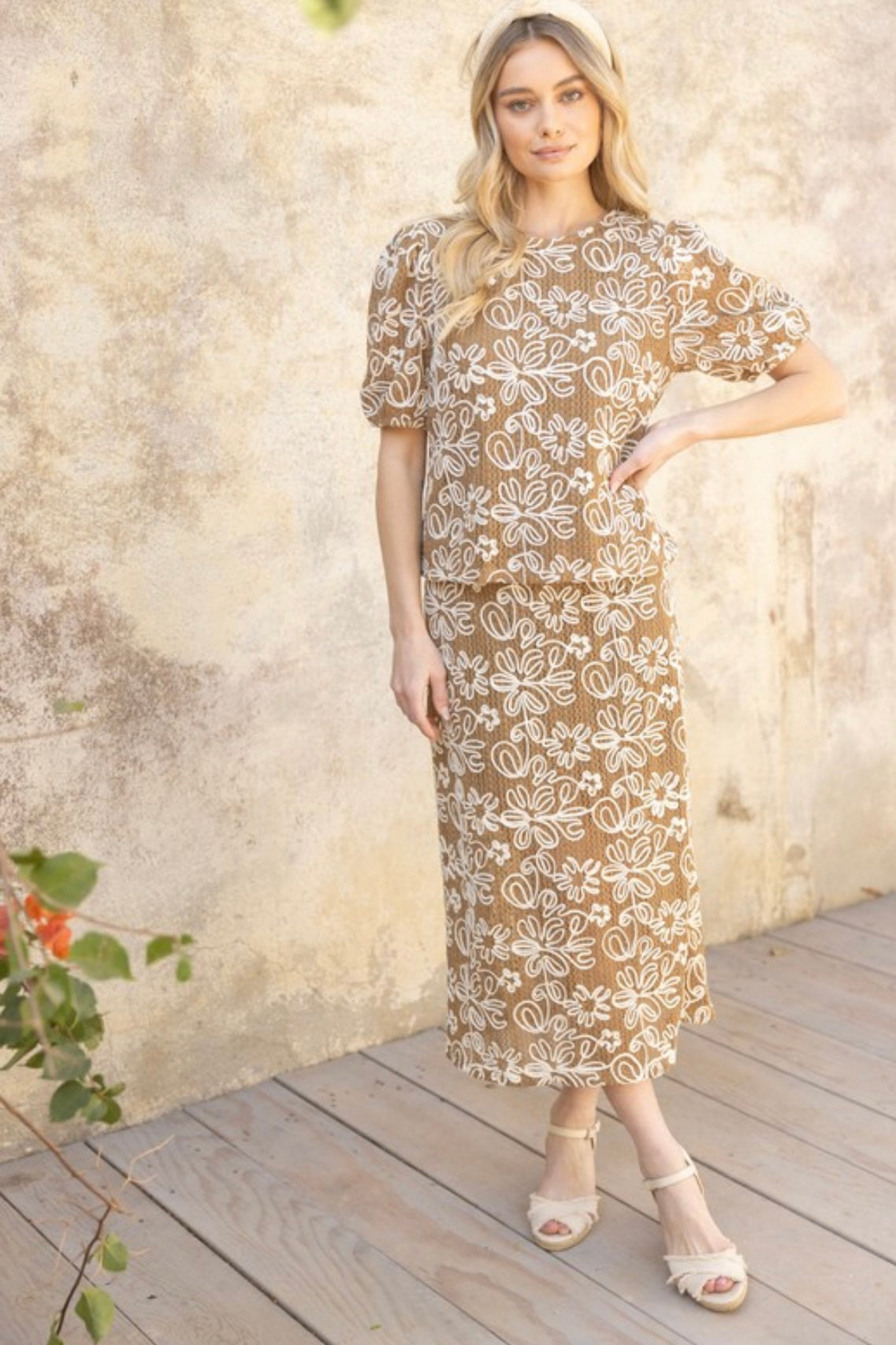 CAMELLIA EMBROIDERY SKIRT SET