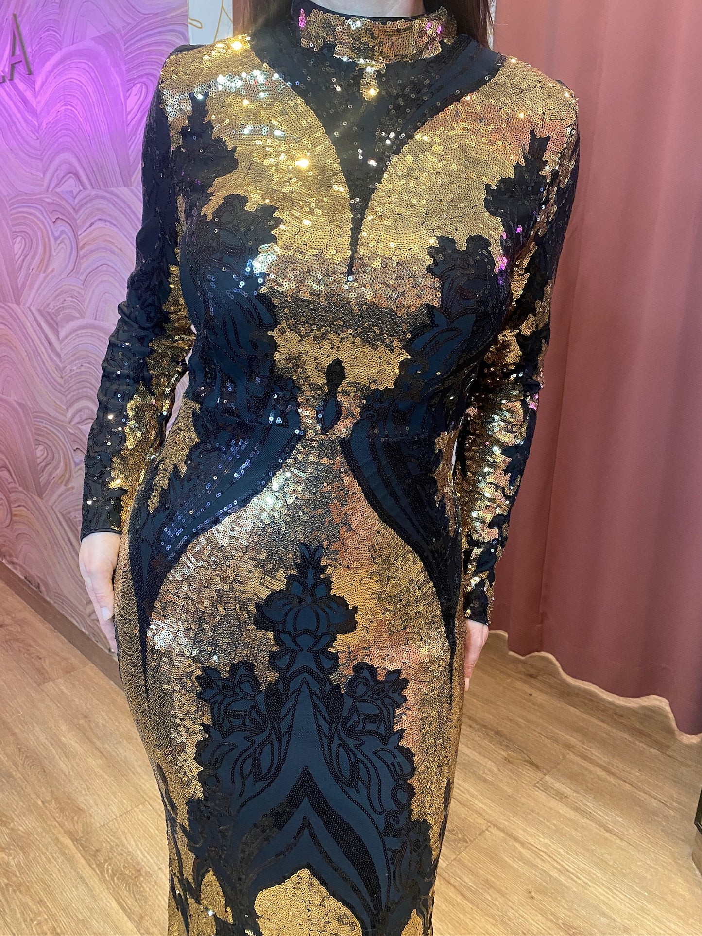 SARA GLOW DRESS