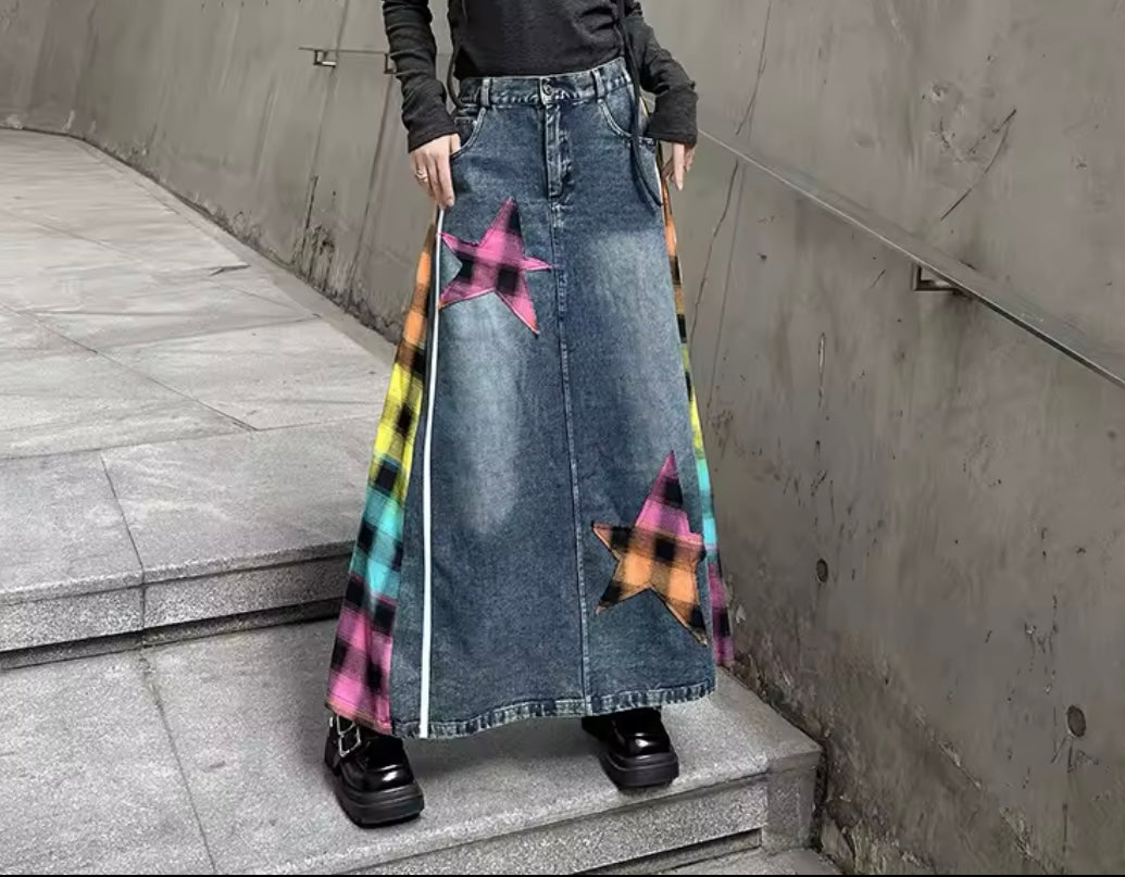 SKIRT WITH STAR