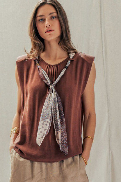 THE SCART TOP