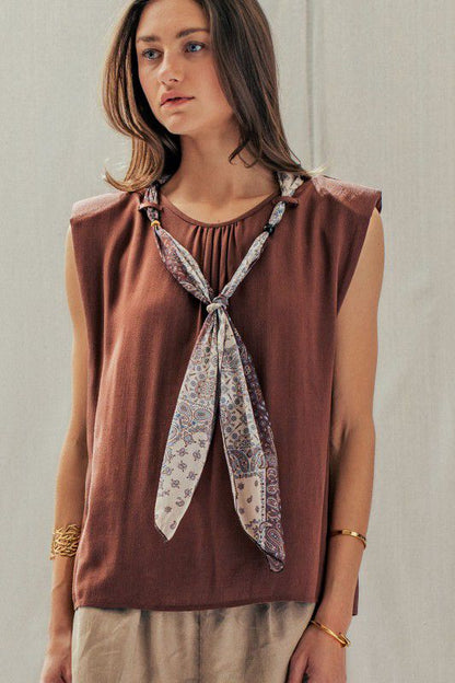 THE SCART TOP